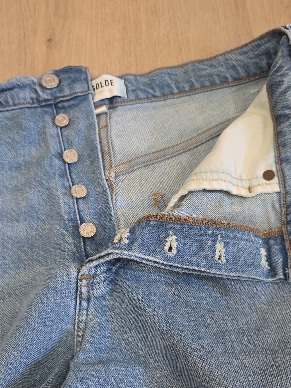 AGOLDE 90s Pinch Waist Crop Jeans - Picture 7 of 10